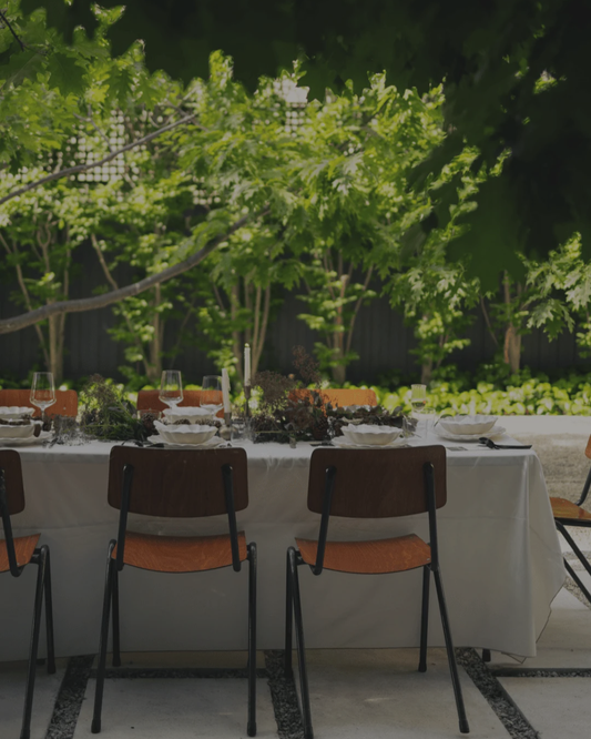 Lovaan x Aretae: A Summer Christmas Lunch  Under the Trees