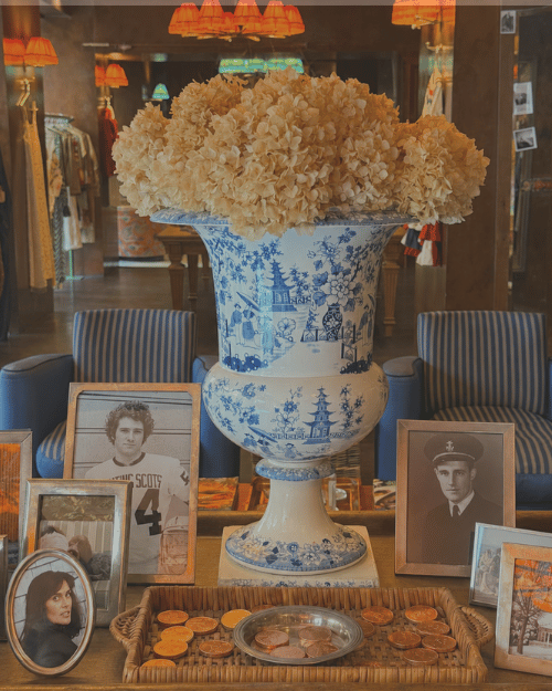 Photo frame styling in Europe