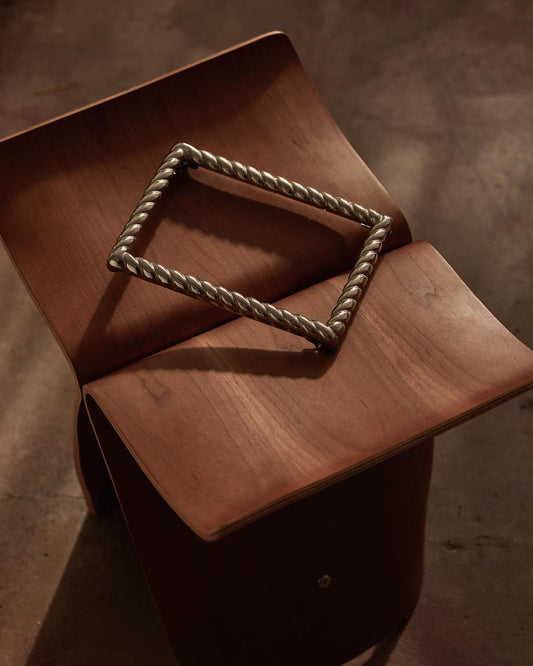 The George Frame