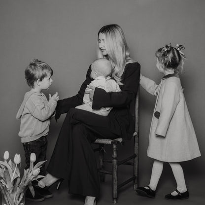 MOTHER'S DAY PORTRAIT SESSION