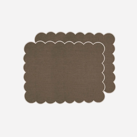 MOCHA SCALLOPED LINEN PLACEMATS