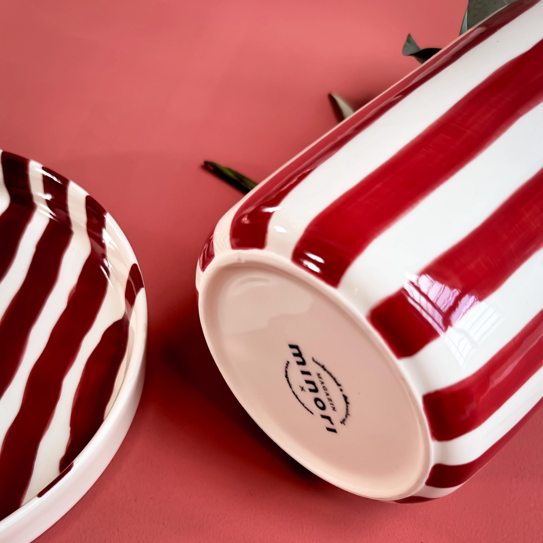 RED STRIPE VASE