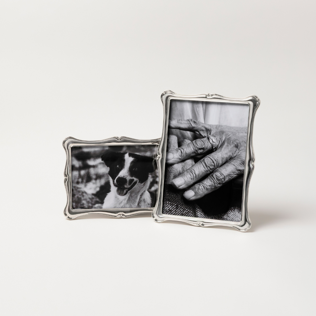 THE CLARA PHOTO FRAME (4"x6")