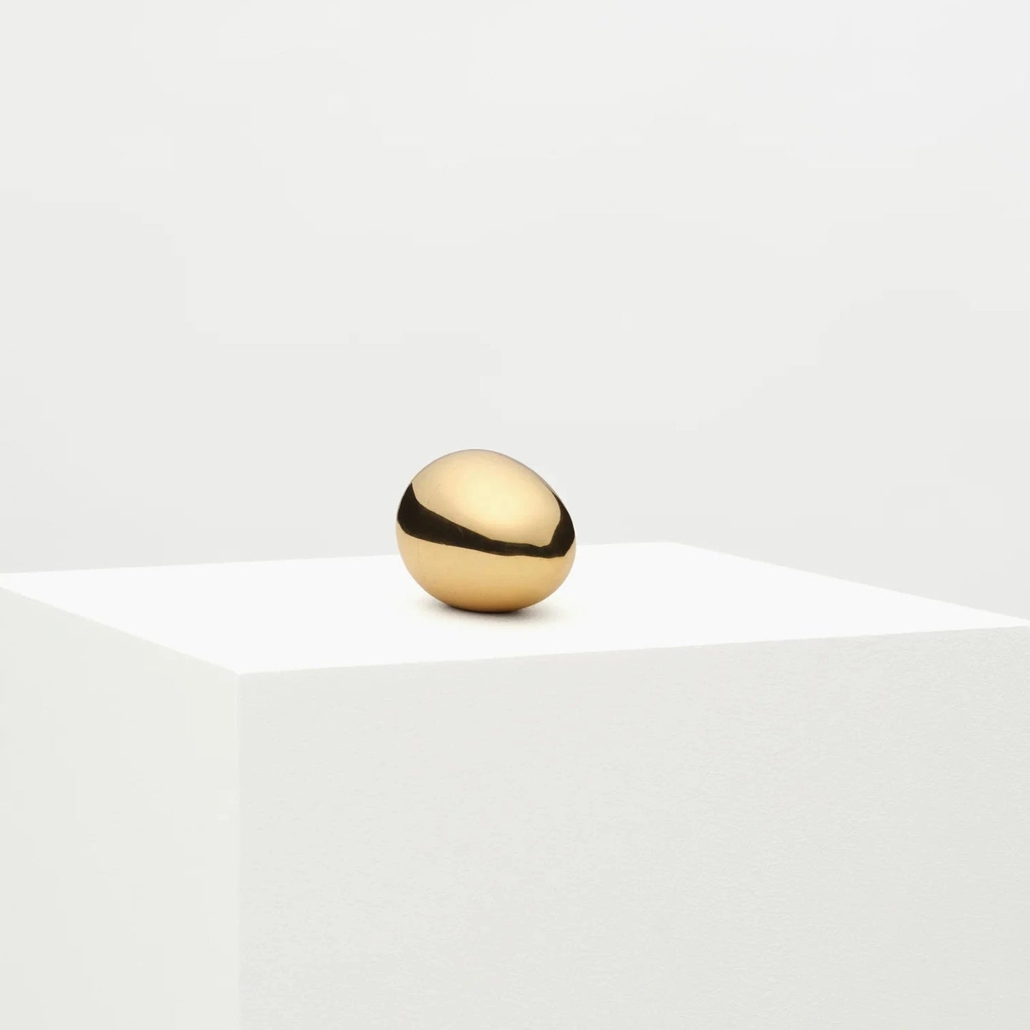 BRASS EGG PAPERWEIGHT