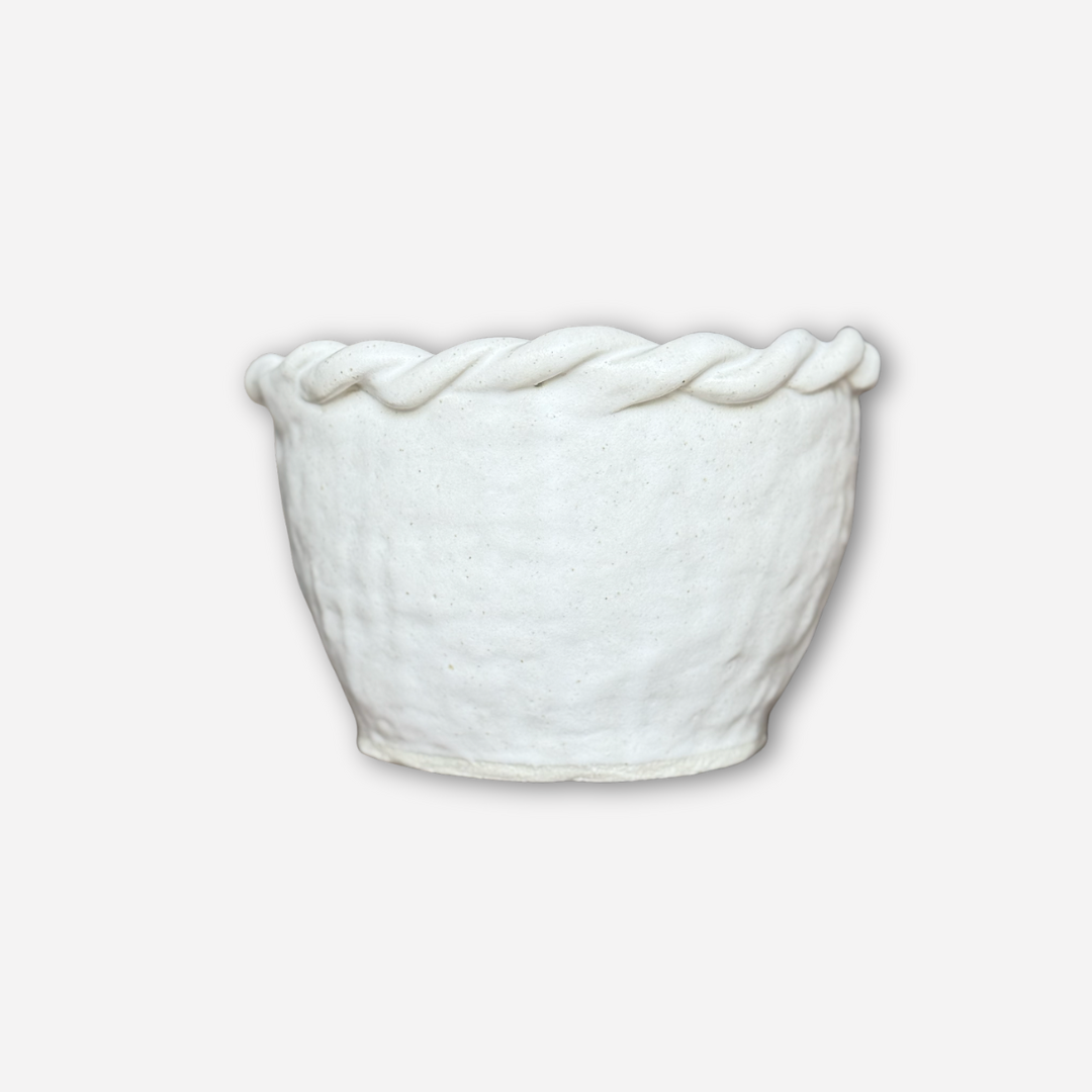 ENTWINED VASE - MEDIUM