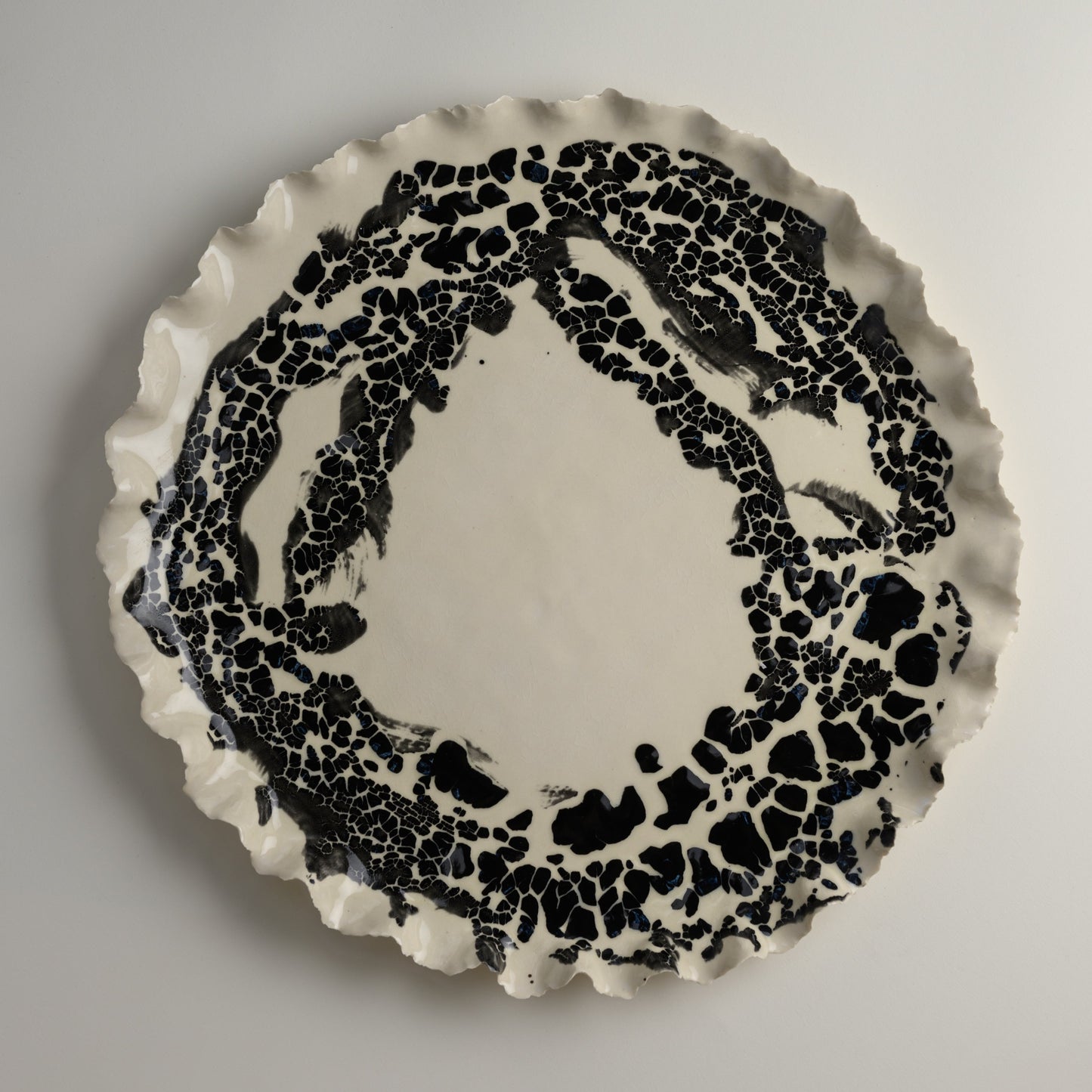 ENTERTAINING TRAY - CREAM WITH BLACK TERAZZO GLAZE