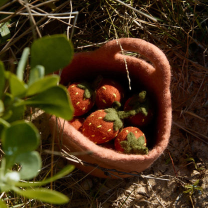 FELT BASKET OF STRAWBERRIES